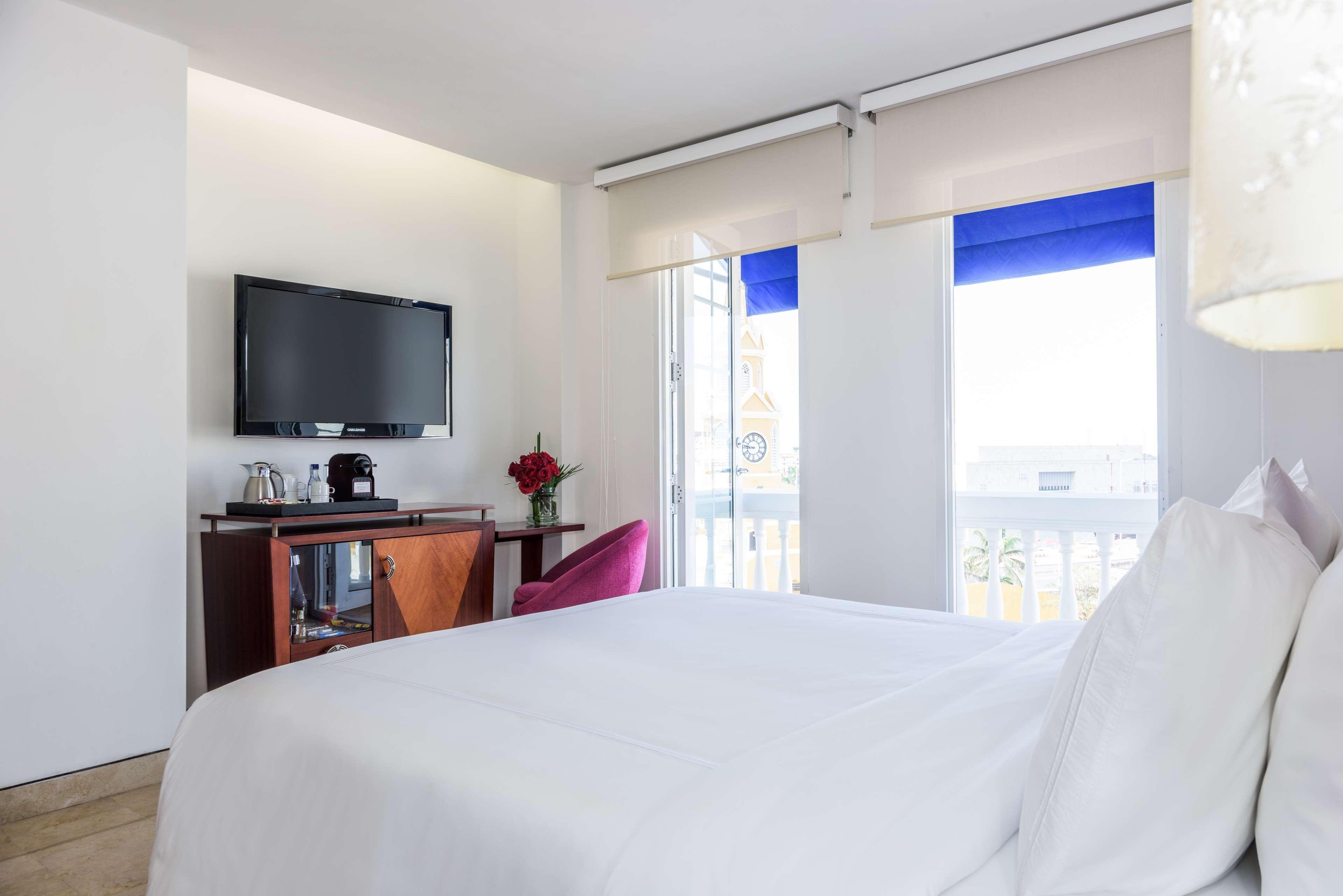 Nh Royal Urban Cartagena Hotel Ngoại thất bức ảnh