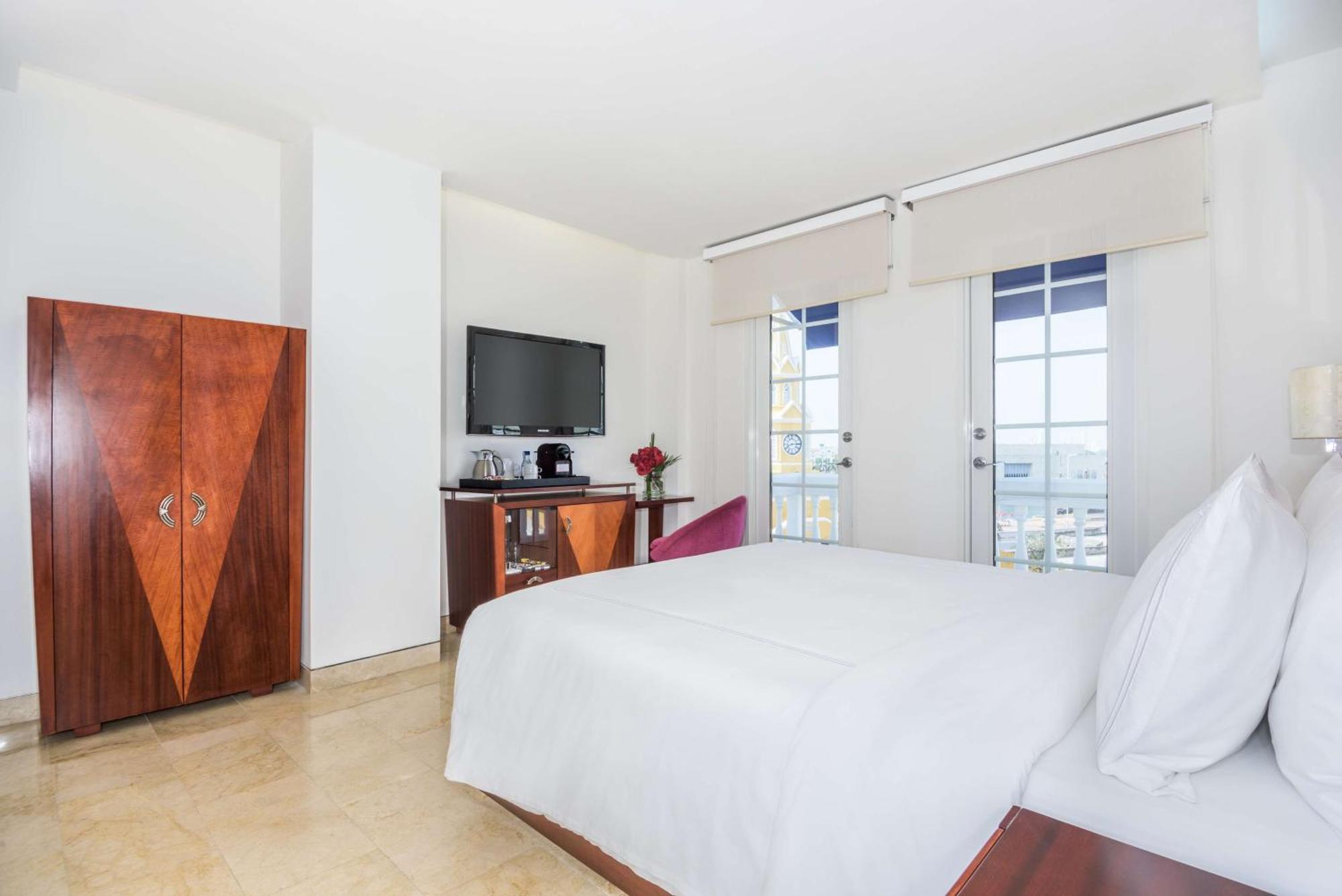 Nh Royal Urban Cartagena Hotel Ngoại thất bức ảnh
